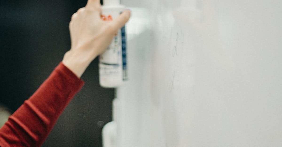 How to Prepare Your Home Office for a Comprehensive Deep Clean