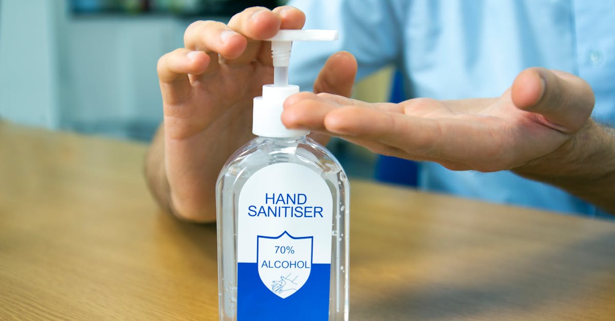 Top 5 Window Cleaning Tools for the Home Office Set-Up